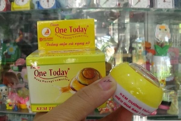 Kem ốc sên One Today có tốt không? Có phải kem trộn không?